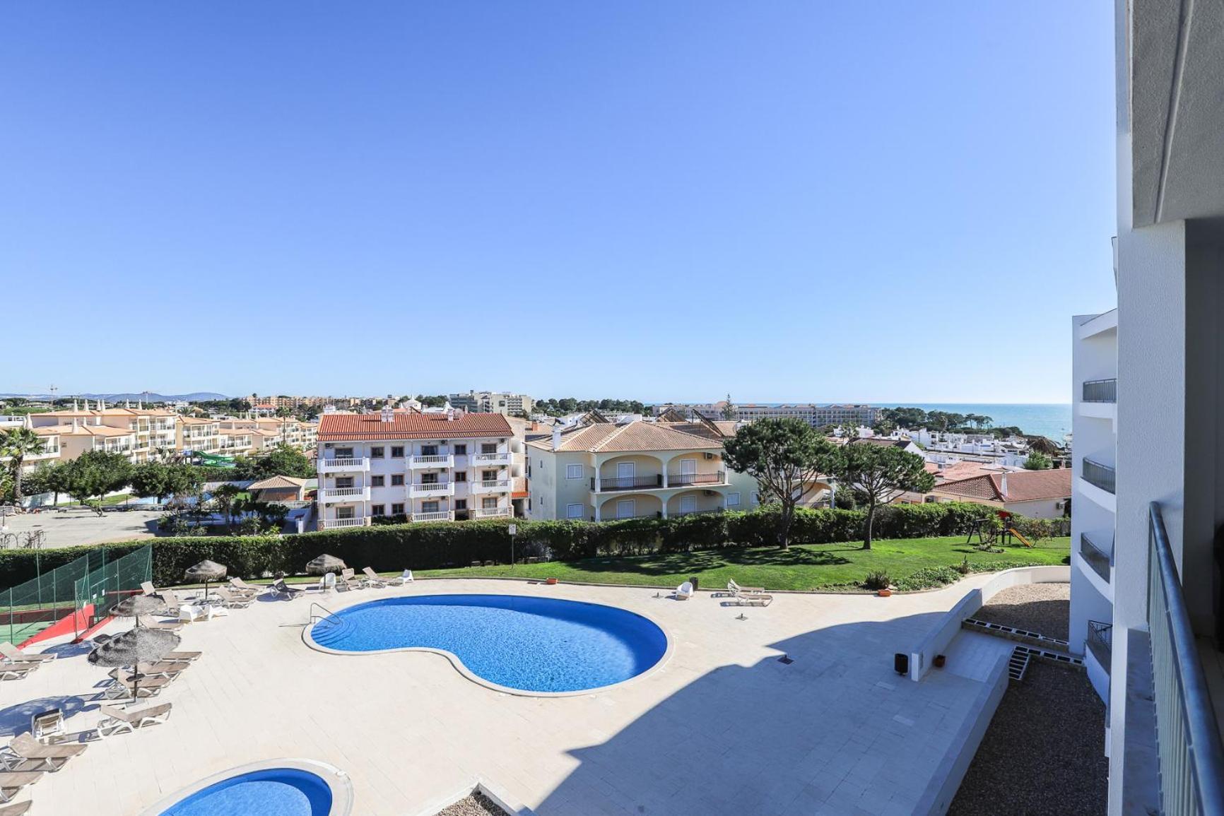 Charming Flat 10 Min Walk To Beach Lejlighed Albufeira Eksteriør billede