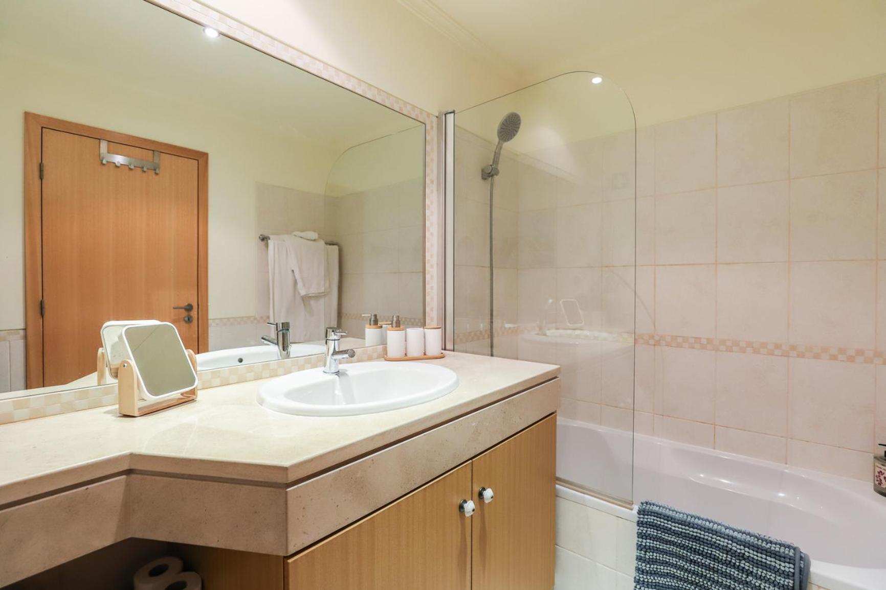 Charming Flat 10 Min Walk To Beach Lejlighed Albufeira Eksteriør billede