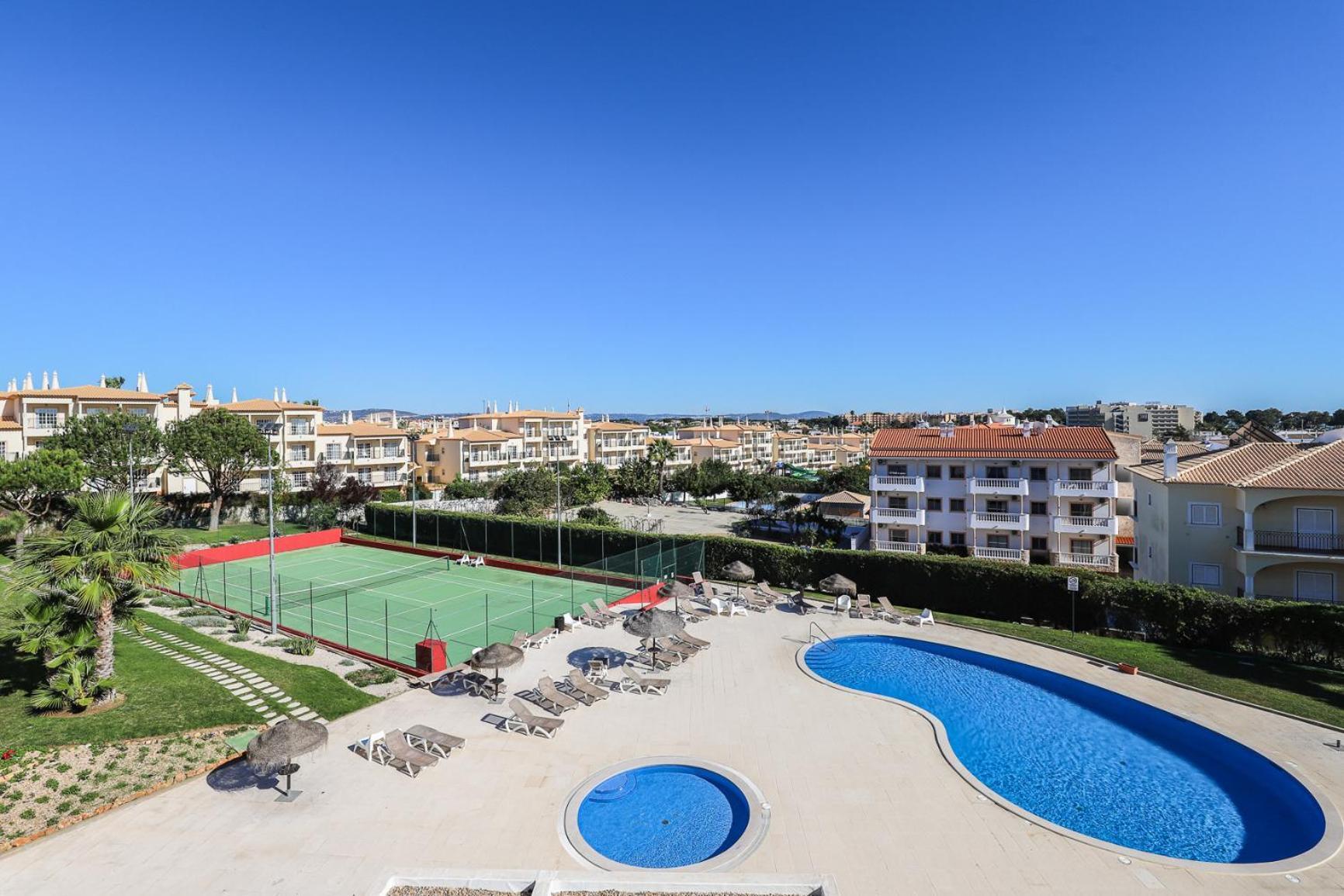 Charming Flat 10 Min Walk To Beach Lejlighed Albufeira Eksteriør billede